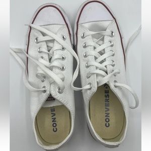 Converse Low Top white womens size 8.5 men’s 6.5